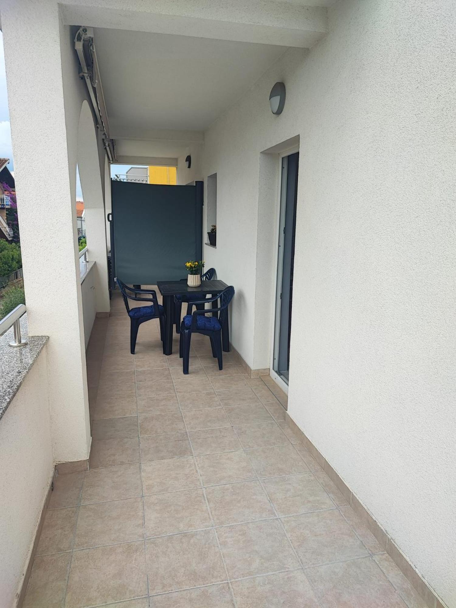Apartman Luka Apartment Vodice Exterior photo