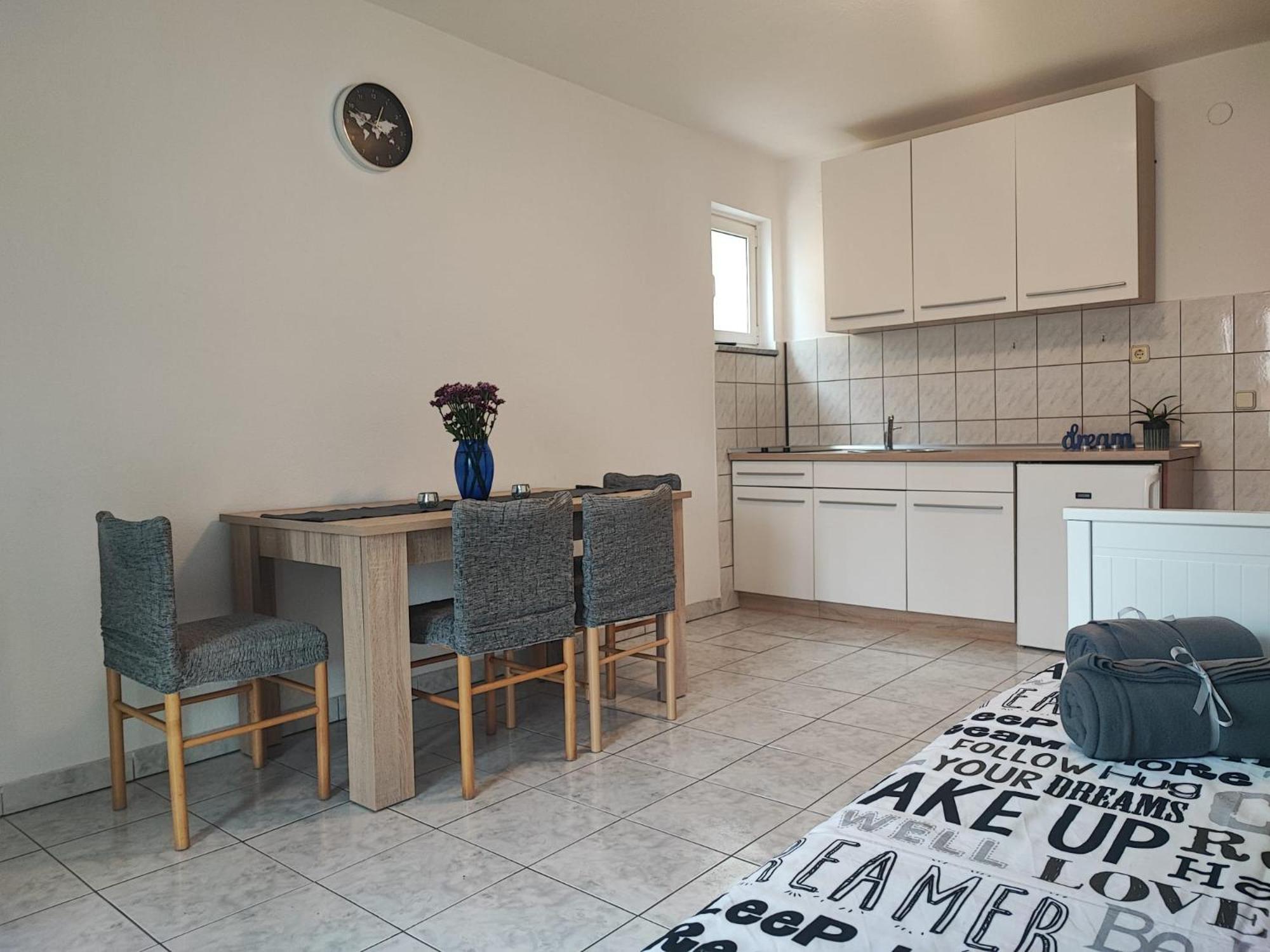 Apartman Luka Apartment Vodice Exterior photo