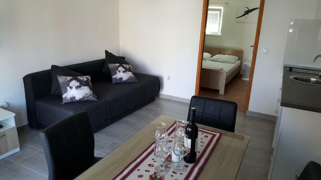 Apartman Luka Apartment Vodice Exterior photo