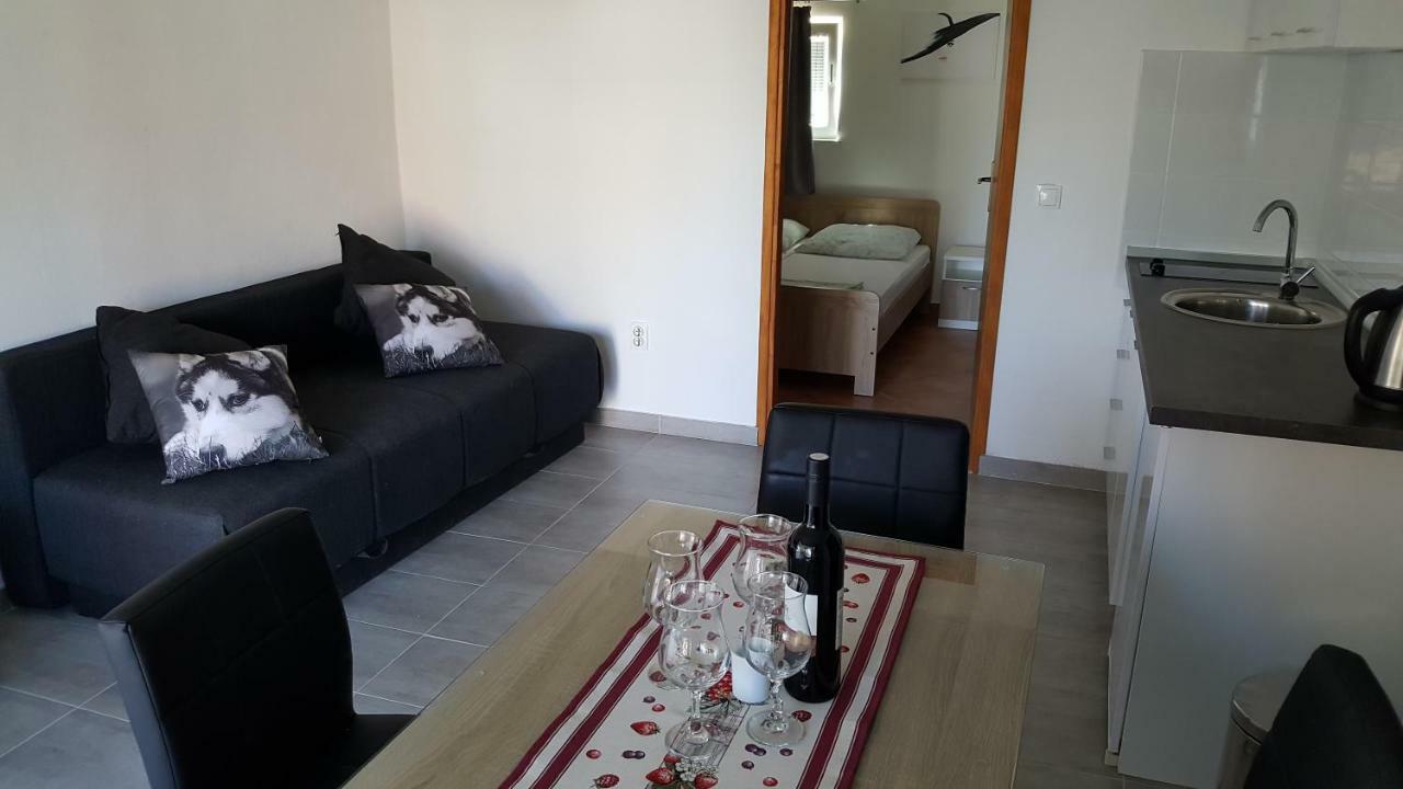 Apartman Luka Apartment Vodice Exterior photo